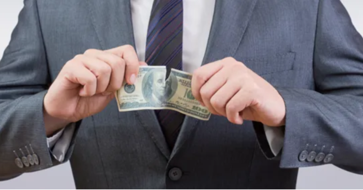 6 erros que acabam com seu dinheiro